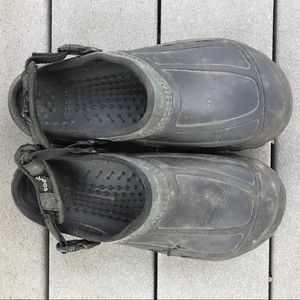 Men’s Crocs w/ Heel Strap